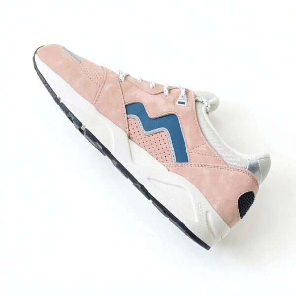 Chaussure femme ARIA 95 en caoutchouc semelle plate - modèle UK-5